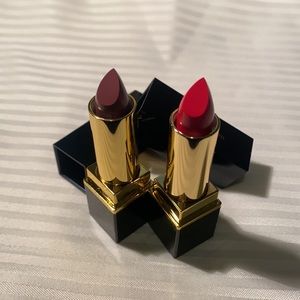 BRAND NEW Elizabeth Arden Lipsticks (2)